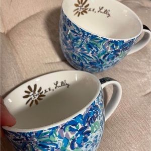 Lilly Pulitzer Set of Mugs